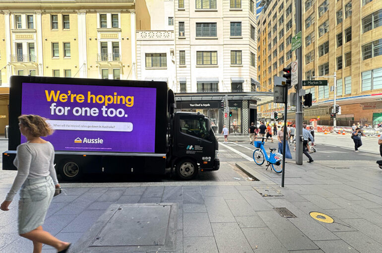 Aussie Home Loans use Digital Mobile Billboards to ask for a rate cut