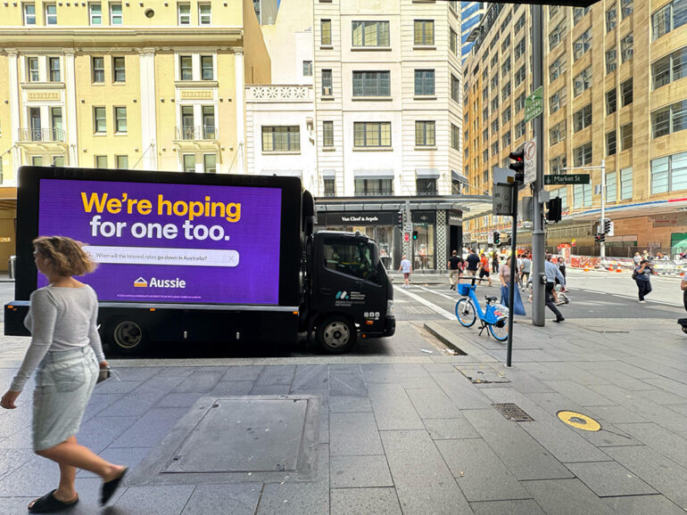 Aussie Home Loans use Digital Mobile Billboards to ask for a rate cut
