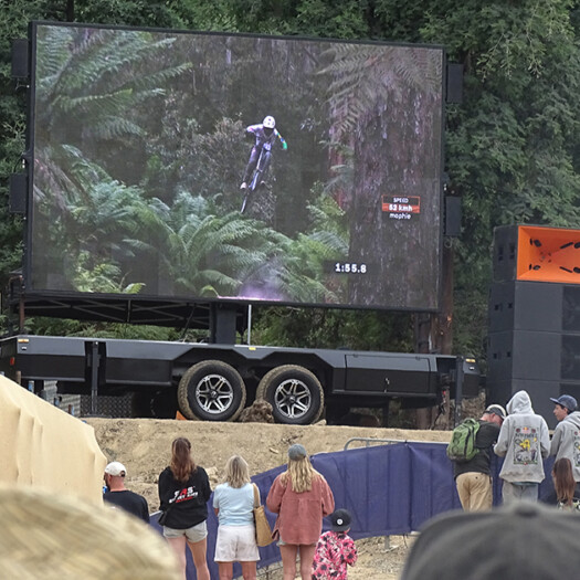 led event screen redbull hardline tasmania 5 led event screen redbull hardline tasmania 5